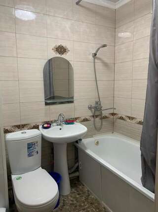 Апартаменты Квартира 2х комнатная Алматы Апартаменты с 1 спальней-16